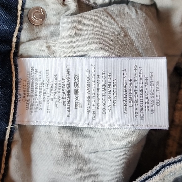 NWOT True Religion: Riley Big T Knee Short, Hawthorn Blossom, Women's 29 - Picture 7 of 9